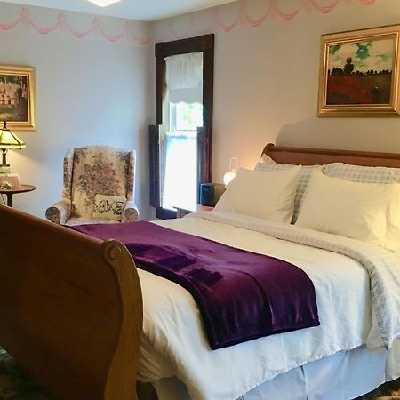 Trimmer House Bed And Breakfast Пен Ян Екстериор снимка
