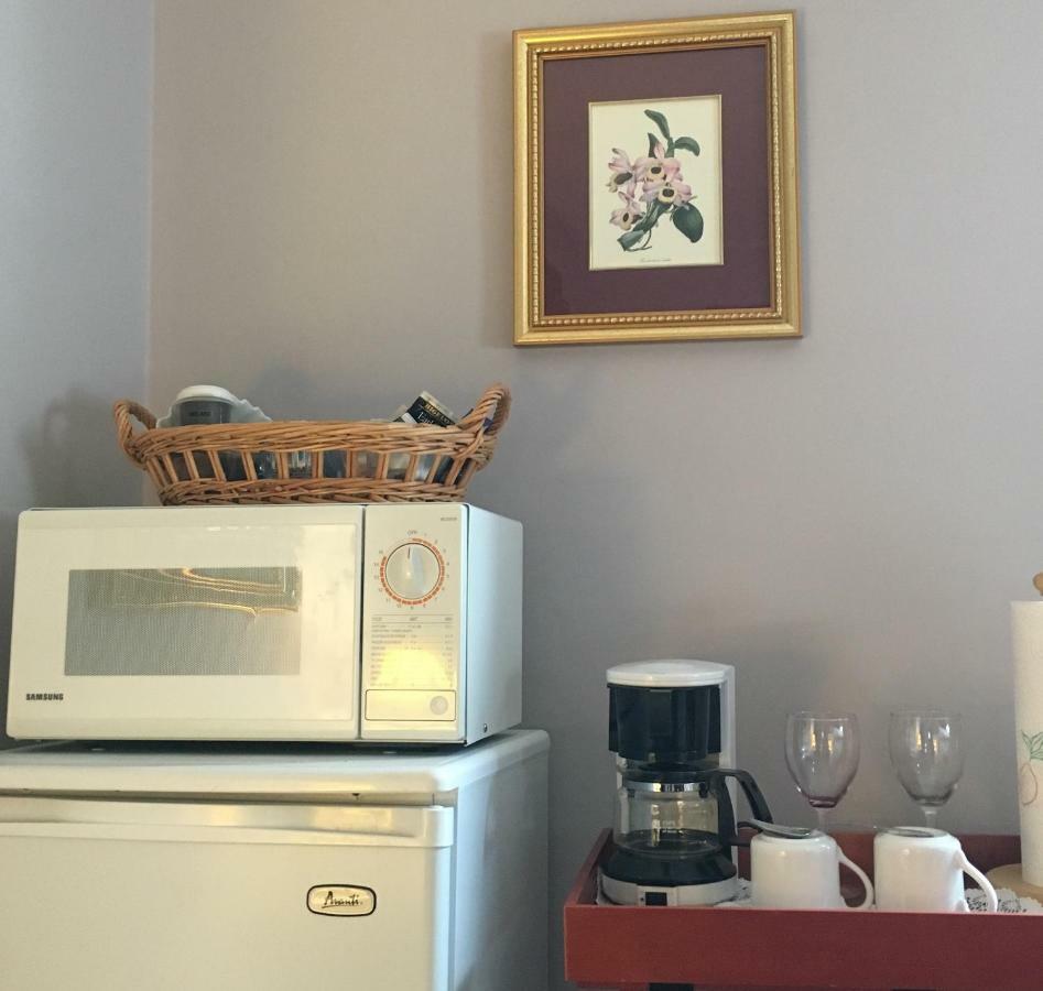 Trimmer House Bed And Breakfast Пен Ян Екстериор снимка